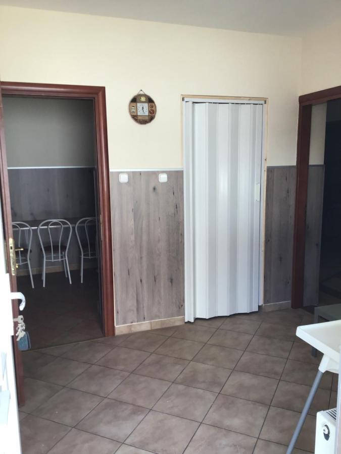 4 Lurko Apartman Uj Apartment ไฮจ์ดุสโซบอสโล ภายนอก รูปภาพ
